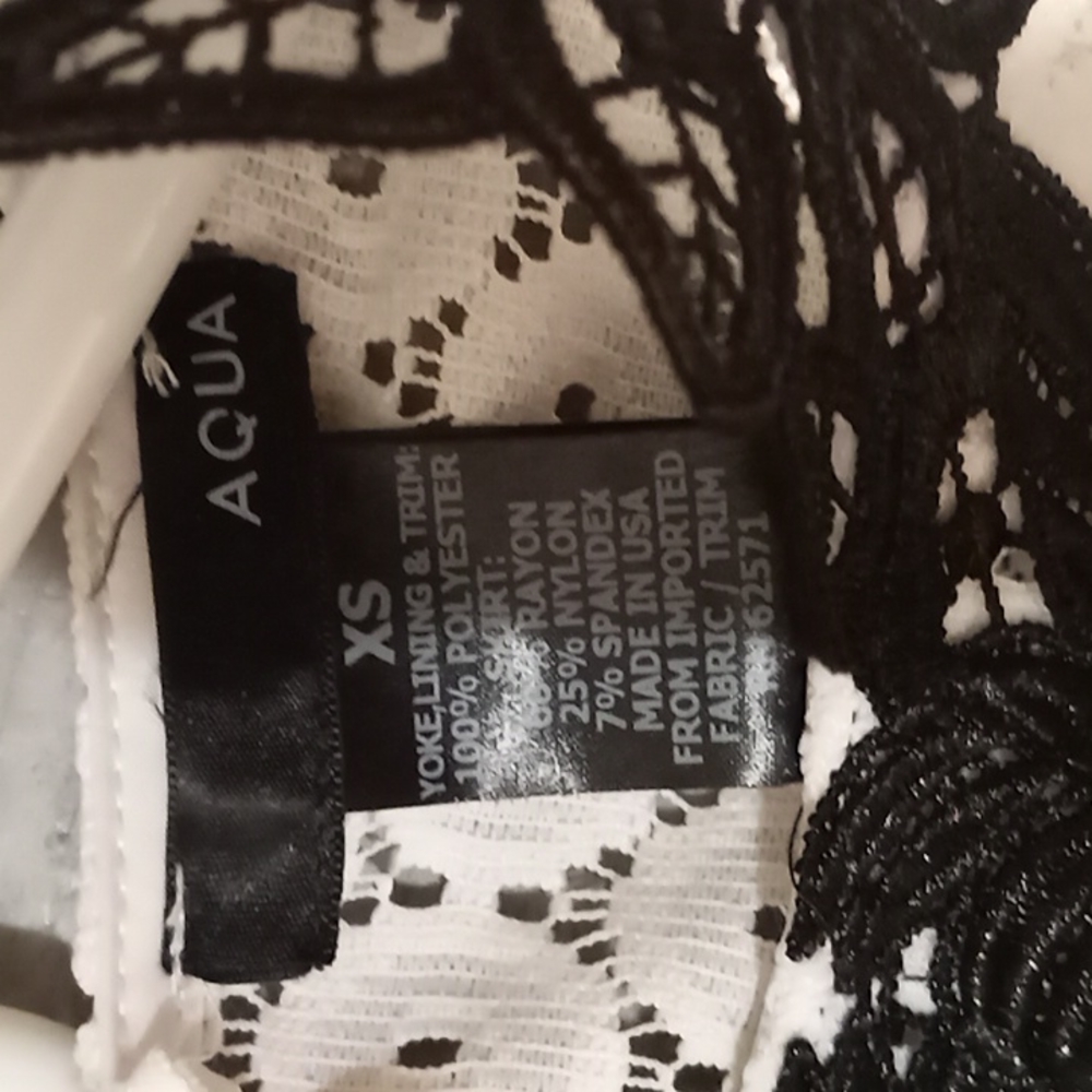 Aqua MINI dress size xs color white and black - Picture 4 of 5